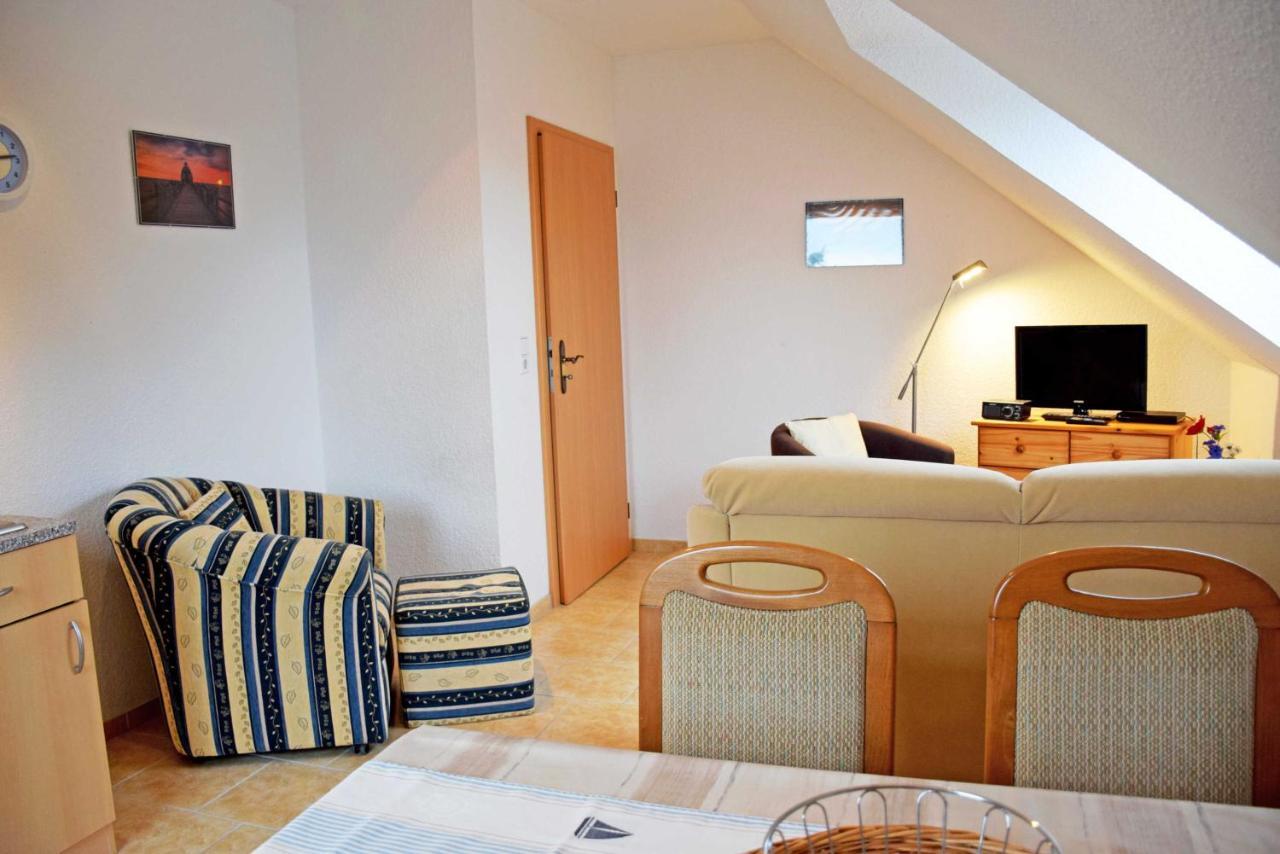 Ferienappartement Petra Kliesow Gager Extérieur photo